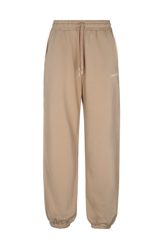 Pantalón Hellen jogger color beige  con bolsillos y cinta para ajuste Clubmatte