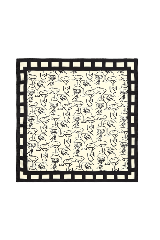 Pañuelo Olivia – accesorio versátil de seda Clubmatte vista frontal